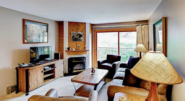 Ski Haven in Steamboat Springs by RedAwning, Забронировать Отель Стимбот-Спрингс Колорадо, рядом с Preview Ski Lift