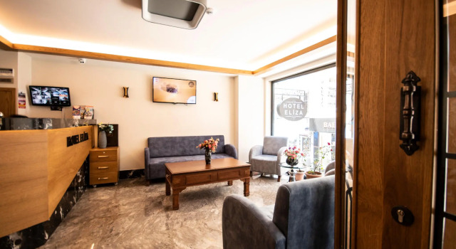 Eliza Hotel