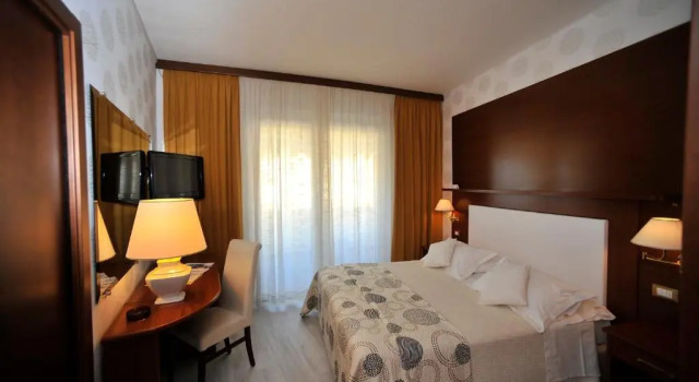 Двухместный номер Standard с балконом и с частичным видом на море Hotel Corallo