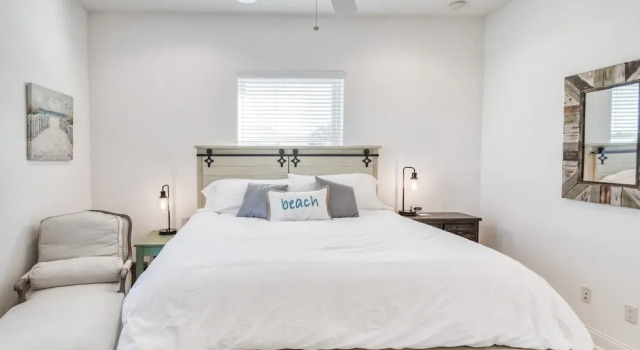 Johnson Beach Way - 4 Br Home, Rezerwuj Dom wakacyjny Hotele w Palm Coast z parkingiem, Parking