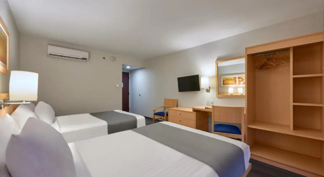 Четырёхместный номер Standard City Express by Marriott Nogales