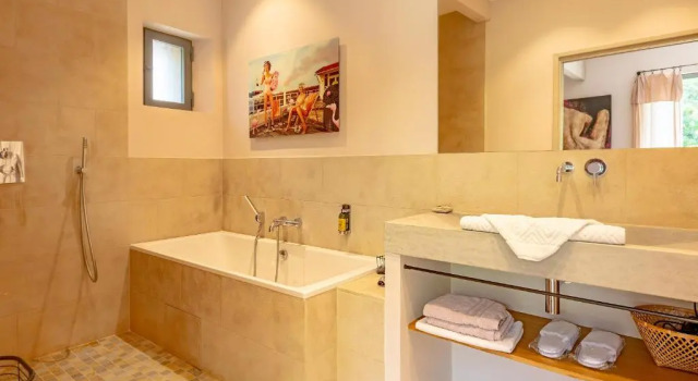 Полулюкс La Magnanerie de lIsle B&B