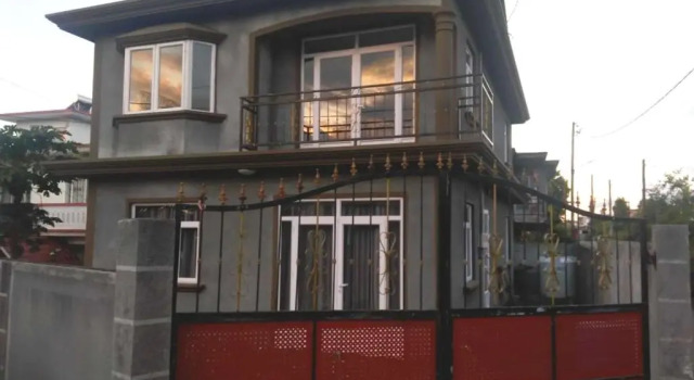 House With 2 Bedrooms in Curepipe, With Enclosed Garden - 20 km From the Beach, Buchen Sie Hotel Curepipe Zentralmauritius