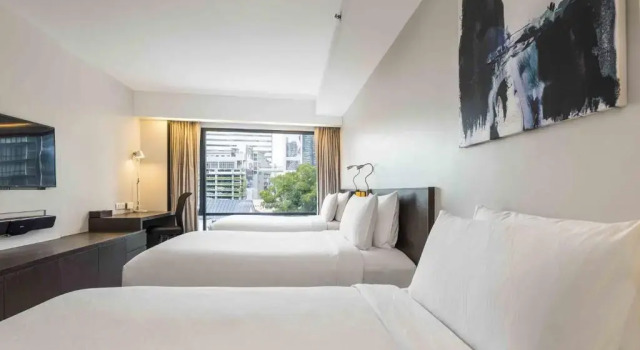 Трёхместный номер Standard Отель Maitria Sukhumvit 18 Бангкок - Коллекция Chatrium