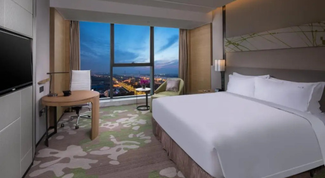 Номер Standard Holiday Inn Nanjing Harbour by IHG