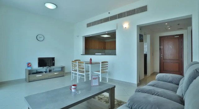 Апартаменты Classic OYO Home 263 1BHK Hub canal 1