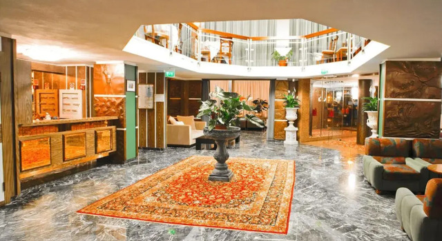 Hotel Caravelle