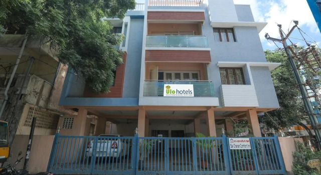 ULO Saicharan Comfort Inn, Забронировать Отель Отели штата Тамилнада с завтраком, Завтраки