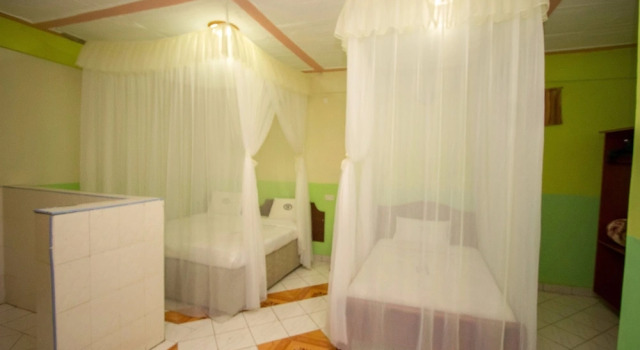 Viewers Park Hotel, Book Hotel Hotels in Nakuru County with Parking, Parking