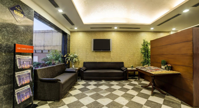 Capital O 28618 New Haven Hotel