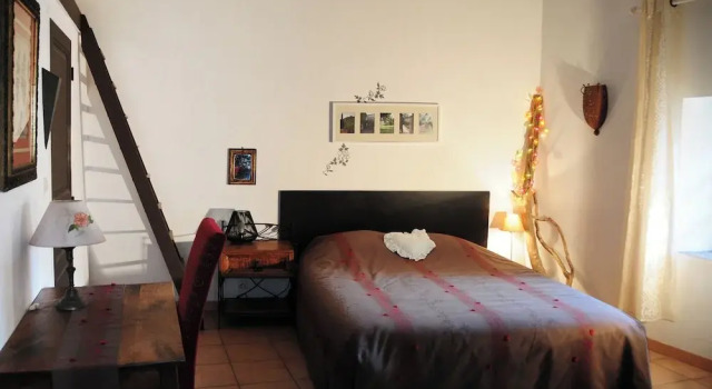 Orangerie de Cardet B&B, Buchen Sie Bed & Breakfast Cardet Languedoc-Roussillon