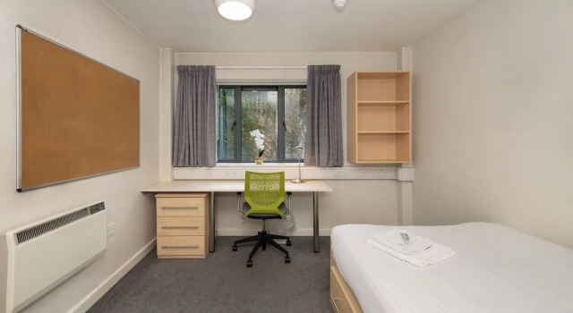 Номер Standard University Hall - UCC Summer Beds