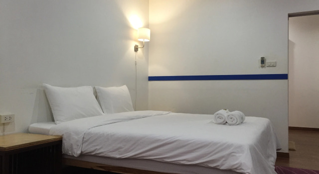 Четырёхместный номер Standard Issara House Bangkok
