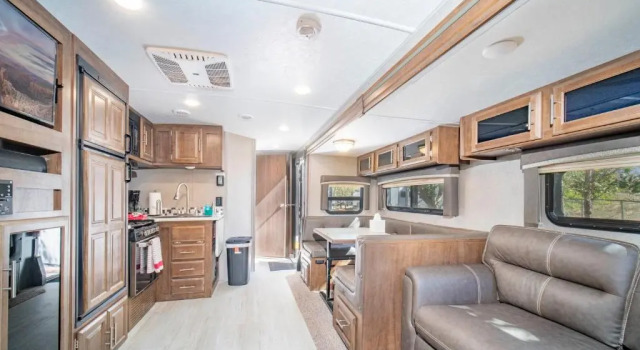 Fully Setup RV for Glamping OK64, Prenota Campeggio Moab 