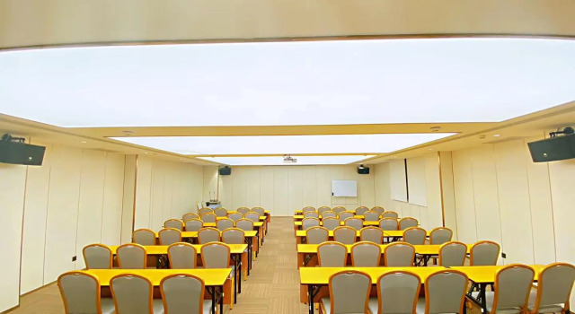 Ji Hotel Xian North Railway Station Administration Center, Prenota Hotel Xi'an Shaanxi