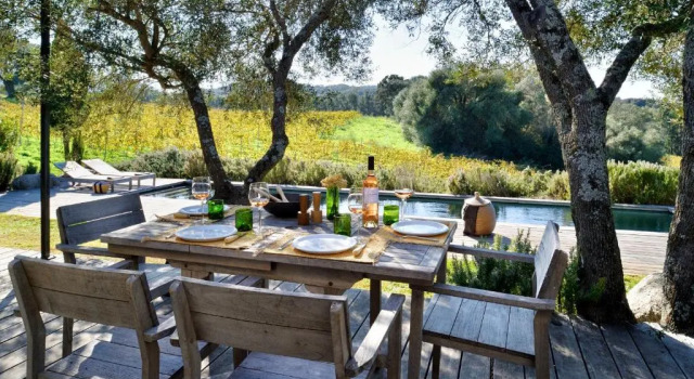 Вилла Domaine de Peretti della Rocca