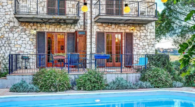 Limone Apt Lovely Views, Tranquilfamily Friendly, Забронировать Отель Отели Озера Тразимено с бассейном, Бассейн