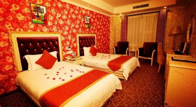 Yijia Hotel Temple of Marquis, Забронировать Отель Чэнду Сычуань, рядом с Древняя улица Цзиньли