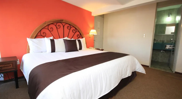 Deluxe Kahden hengen huone parvekkeella kaupunkinäköala Hotel Argento Zacatecas