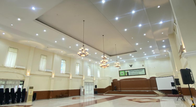 Adia Convention Center Hotel
