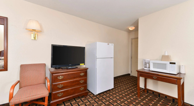 Двухместный люкс Americas Best Value Inn and Suites Albemarle