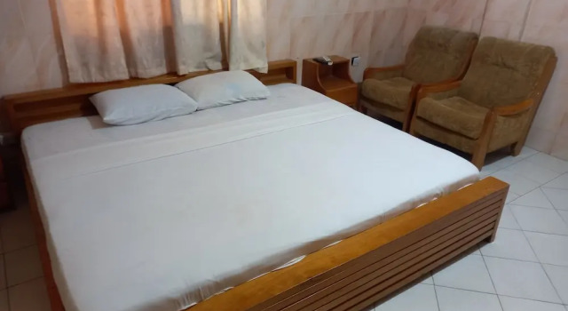 Hensap Hotel, Rezervovat Hotel Levné hotely v Tema