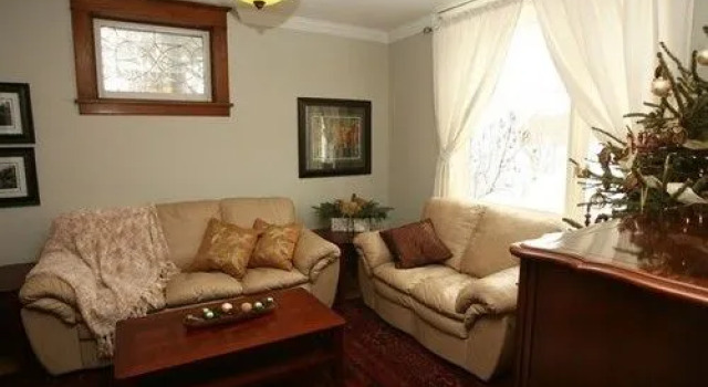 The Lakehouse in Calabogie, Book Hotel Calabogie Ottawa Valley