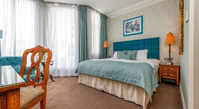 Четырёхместный номер Standard Ashburn Hotel