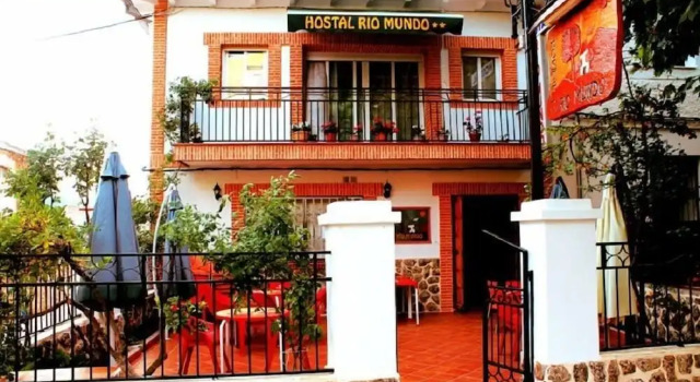 Hostal Rural Río Mundo