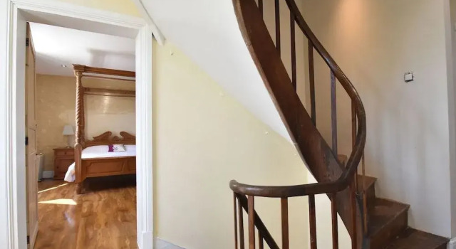 Cozy Mansion in Montreuil-la-cambe With Garden, Varaa Hotelli Notre-Dame-d'Estrees Basse-Normandie