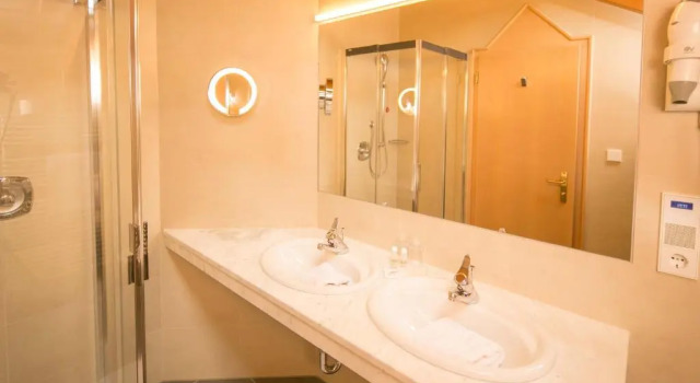 Двухместный номер Standard с балконом Hotel Goldenes Rössl