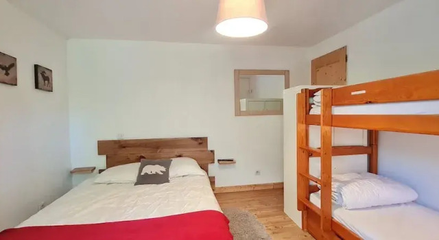 Alpine Apartment for 6 Guests, Забронировать Апартаменты/квартира Апартаменты Мон-де-Ланс, рядом с Горнолыжный подъемник Жандри 3S, Апартаменты/квартира