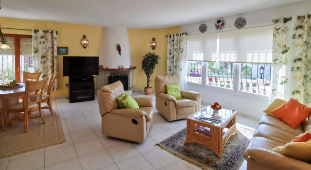 Villa, Cumbre del Sol