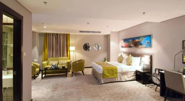 Двухместный полулюкс Best Plus Aurora Hotel