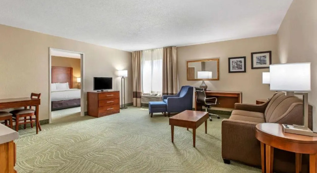 Люкс Comfort Inn Muscatine near Hwy 61