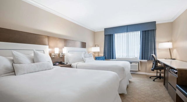 Четырёхместный номер Standard Best Western Plus Columbia River Hotel