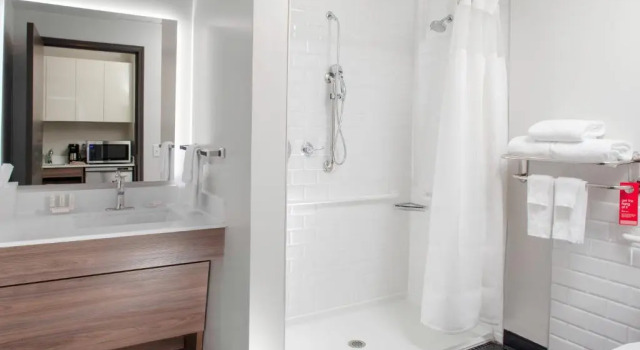Люкс TownePlace Suites by Marriott Dallas Downtown