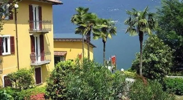 Апартаменты Albergo enoteca Del Lago