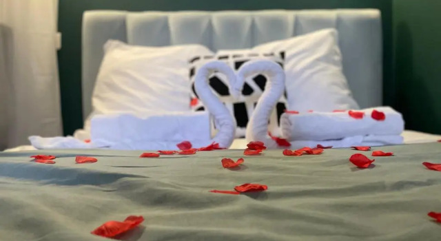 Seasides Paris - Suite Monroe (Adults Only), Book Hotel Le Blanc-Mesnil Seine-Saint-Denis