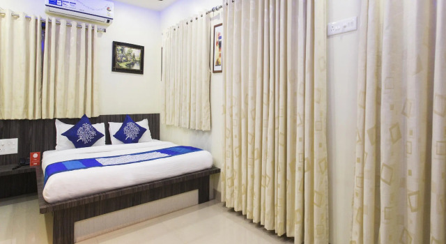 OYO Flagship 10078 Hotel Shriniwas Executive, Забронировать Отель Отели штата Махараштры 3 звезды, 3*
