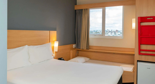 ibis Chapeco, Book Hotel Chapeco 