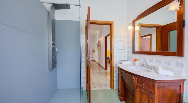 Апартаменты The Bon'ora Apartment