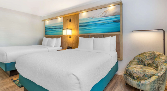 Четырёхместный номер Standard Best Western Plus Capitola By-the-Sea Inn & Suites