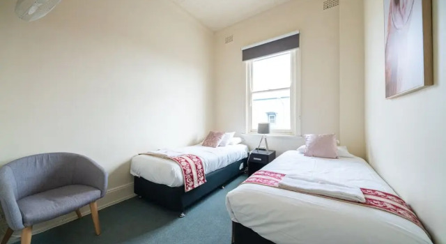 The Royal Hotel Armidale, Забронировать Отель Армидейл New England NSW, рядом с Центр культуры аборигенов