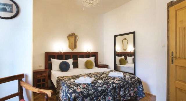 Antique Apartments - Worcella, Забронировать Апартаменты/квартира Апартаменты Кракова, рядом с Церковь Святого Франциска Ассизи, Апартаменты/квартира