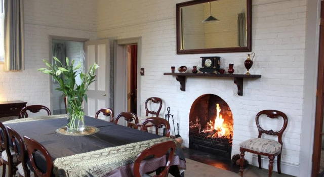 Woodend Old School House, Book Hotel  