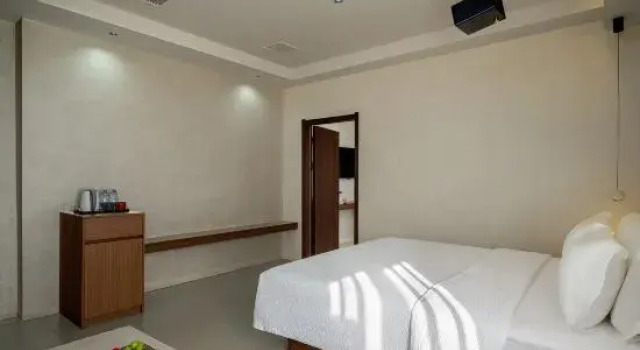 Люкс Xijian·Fengting Hotel (Near Zhangjiajie National Forest Park Signature Gate)
