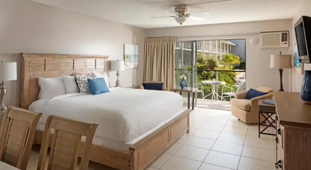 Номер Premium Cove Inn on Naples Bay