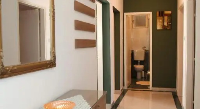 Apartment Ivan, Забронировать Апартаменты/квартира Отели Винишче с парковкой, рядом с Пляж Смоквина, Парковка