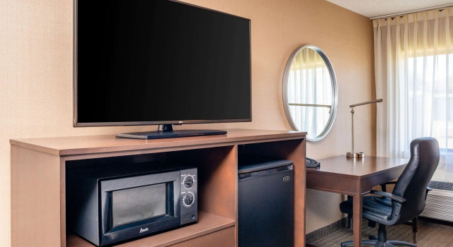 Двухместный люкс Clarion Pointe Harrisonburg